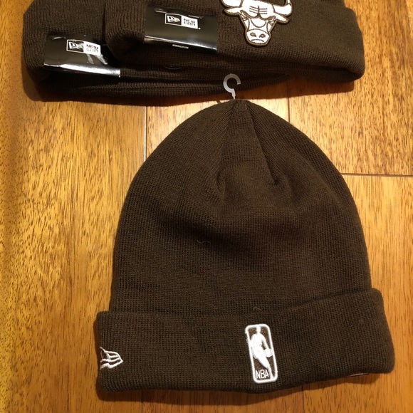 Brown Chicago Bulls New Era Winter Hat - Picture 2 of 3